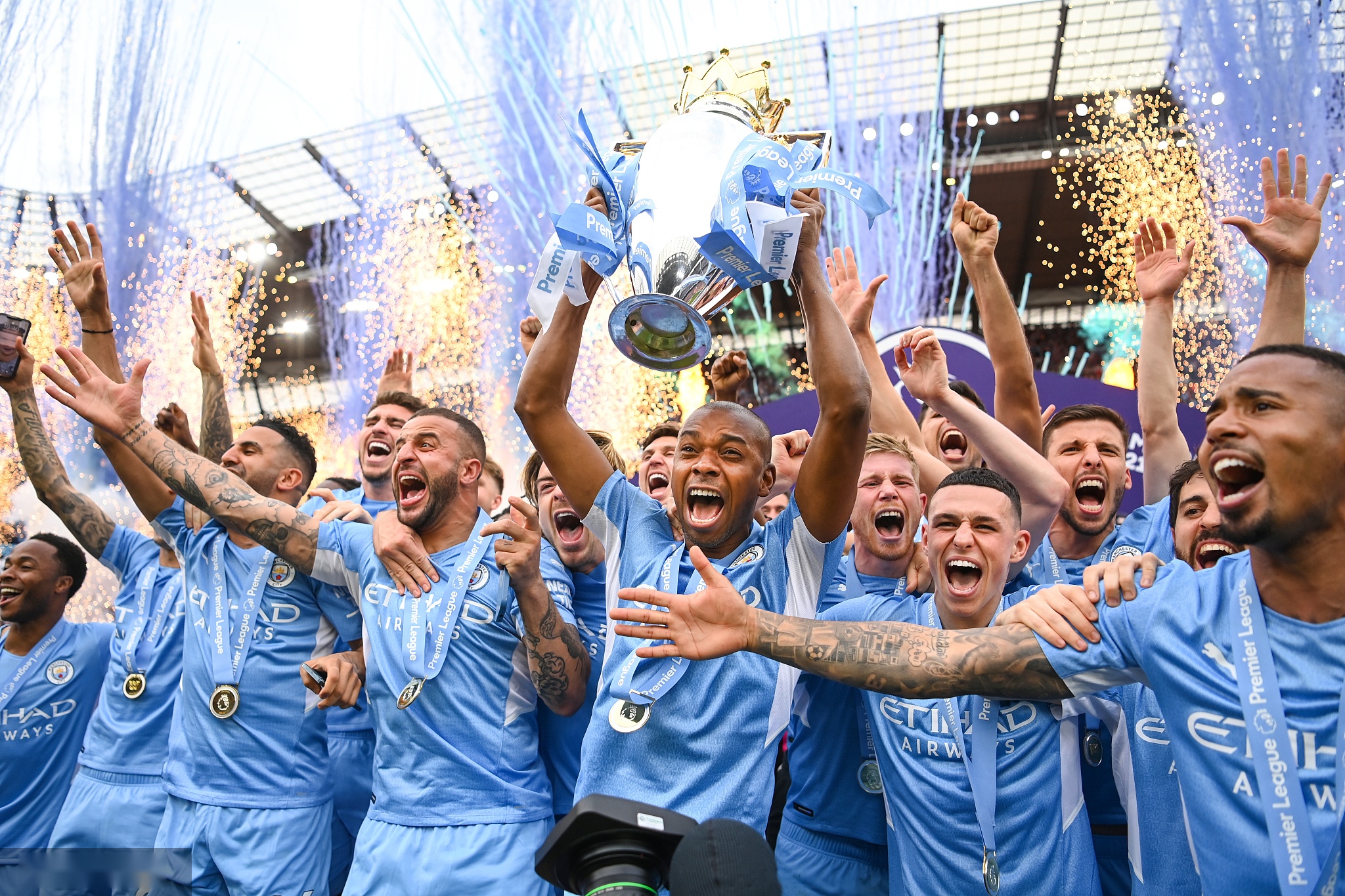 足带来的利 足带来的利